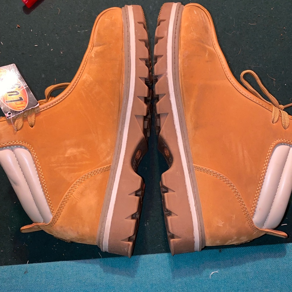 Lugz men’s boots size 10